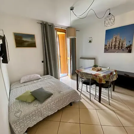 Ferienwohnung Bilocale Via Visconti Lodi Exterior foto