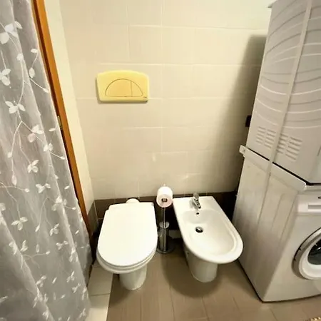 Ferienwohnung Bilocale Via Visconti Lodi Exterior foto